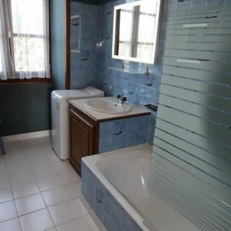 Vaire, 2 Pieces, 2 Personnes - Fr-1-426-437 בית נופש *