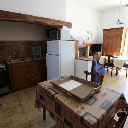 Vaire, 2 Pieces, 2 Personnes - Fr-1-426-437 * Vairé